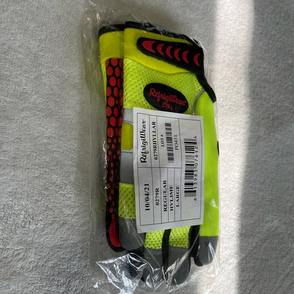 RefrigiWear Men's Neon Yellow and Black Gloves